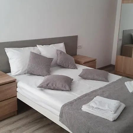 Vass La Malul Marii Apartmán *